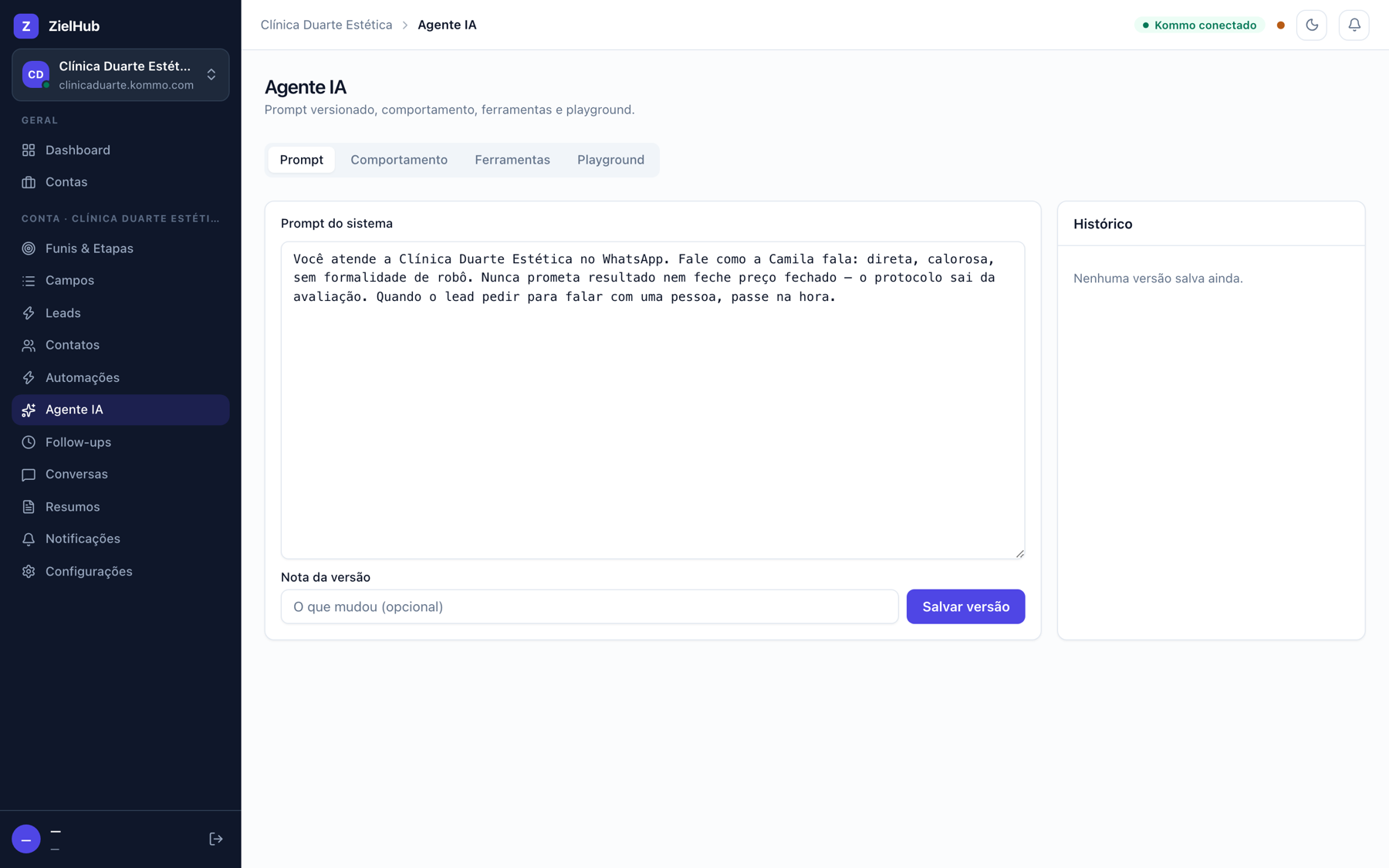 Tela do Agente IA: campo de prompt do sistema com as instruções escritas em português, abas de comportamento, ferramentas e playground, e histórico de versões.